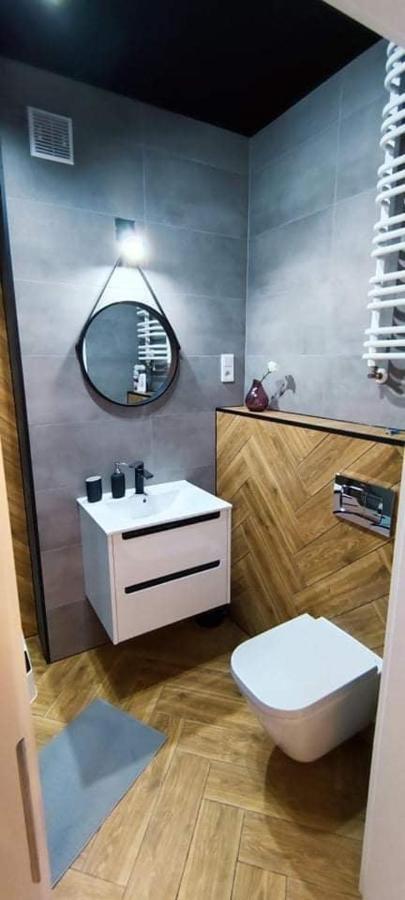 ウストシキ・ドルネBieszczady Apartament "Cicha Woda"アパートメント エクステリア 写真