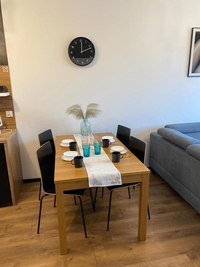 ウストシキ・ドルネBieszczady Apartament "Cicha Woda"アパートメント エクステリア 写真